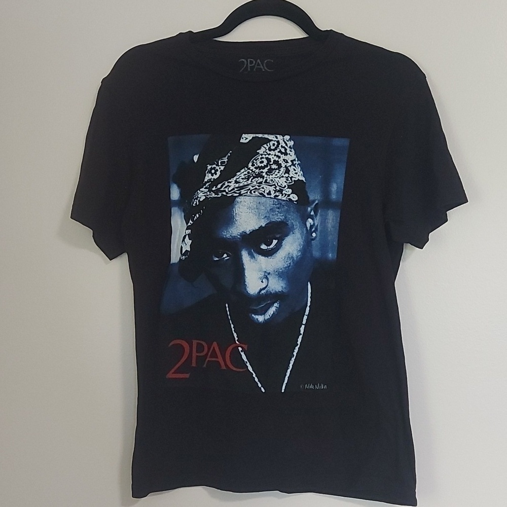 2pac tshirt small